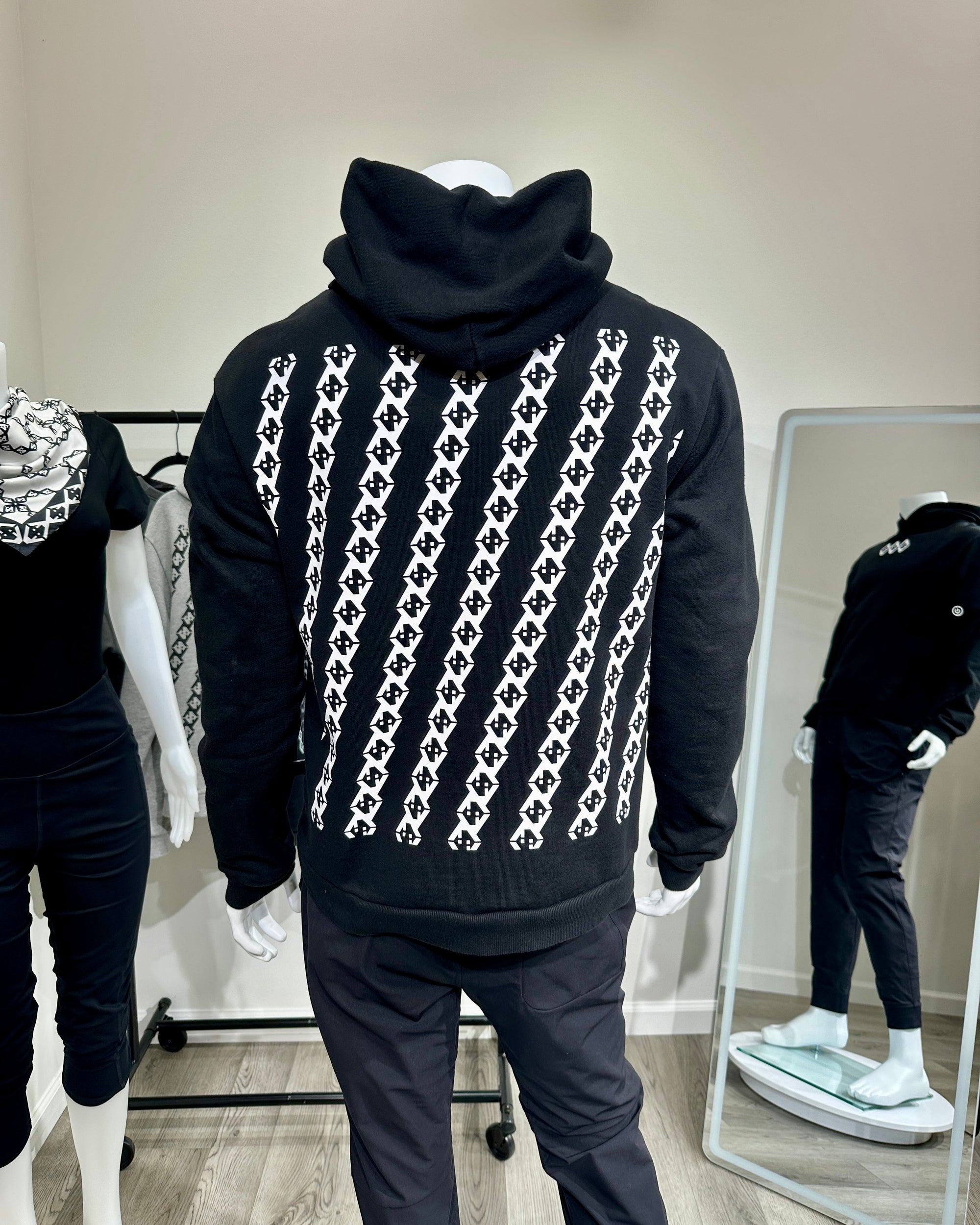 Chain Backplate Hoodie (Black)