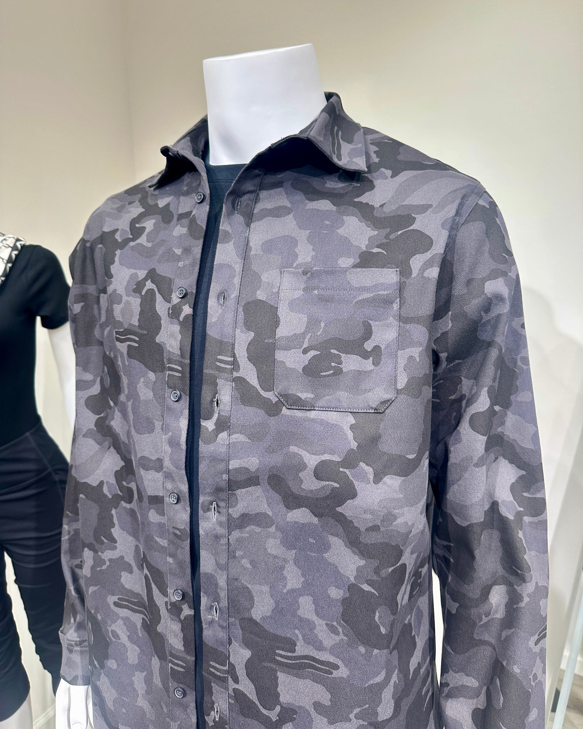 Surchemise camouflage de nuit