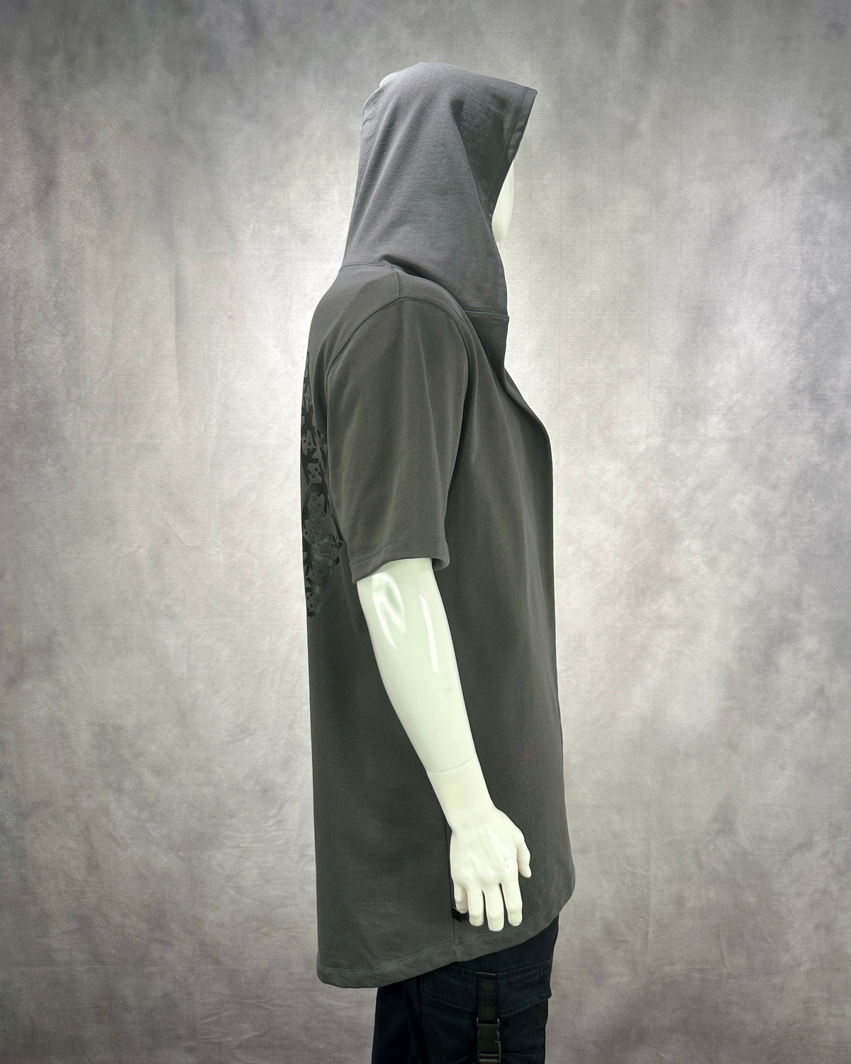 D.Vinco Shroud (Grey &amp; Black)