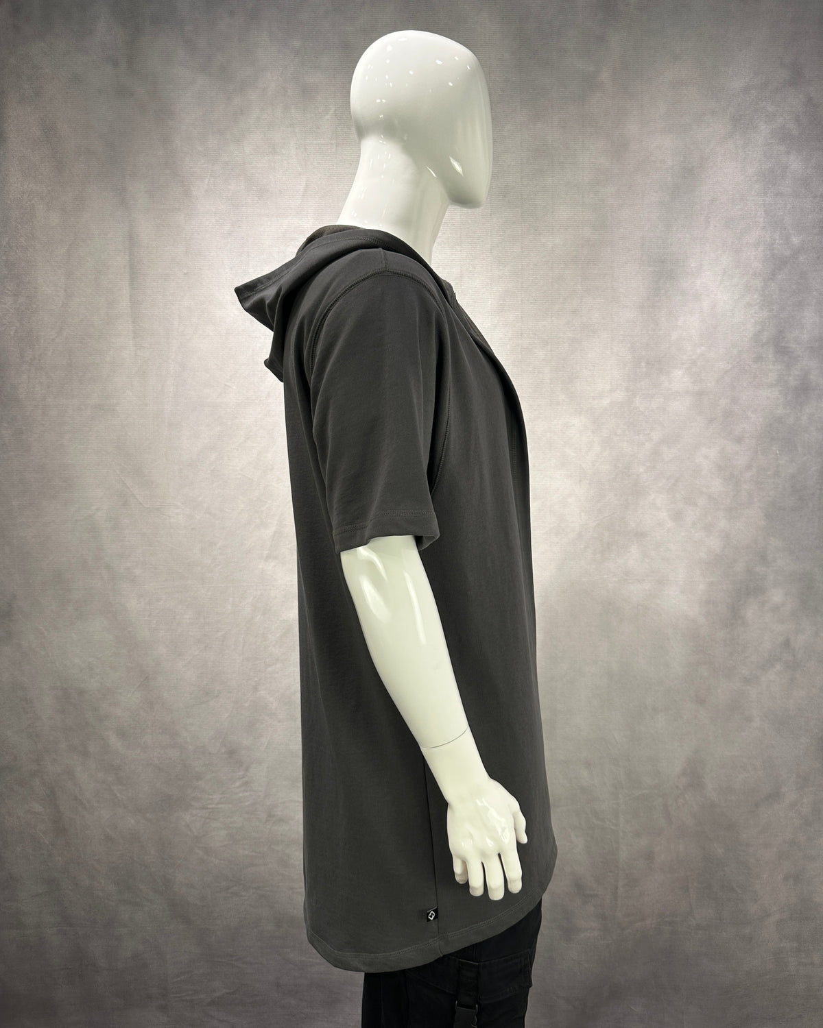 D.Vinco Shroud (Grey)