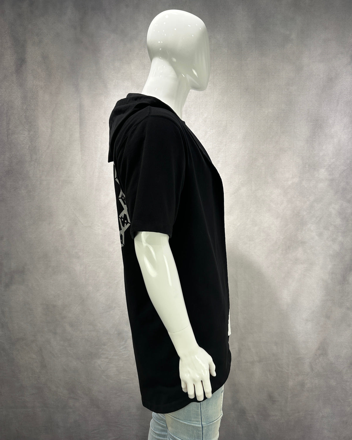 D.Vinco Shroud (Black &amp; Silver)
